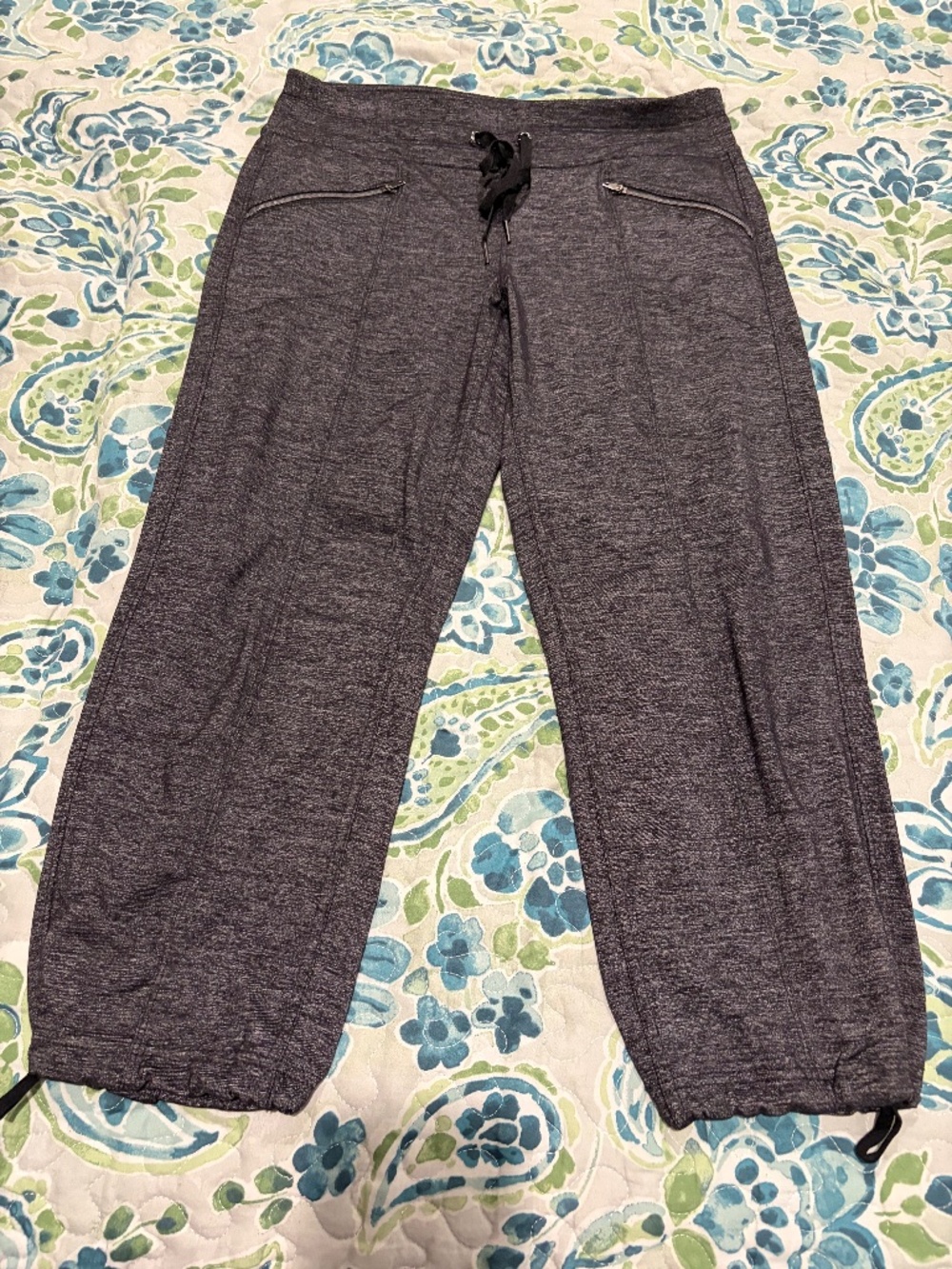 Athleta Metro Slouch Capri